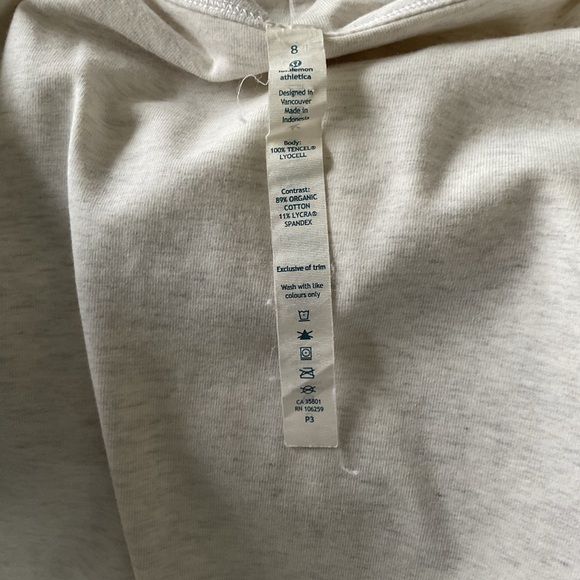 Lululemon Women's White Jacket - Picture 6 of 6